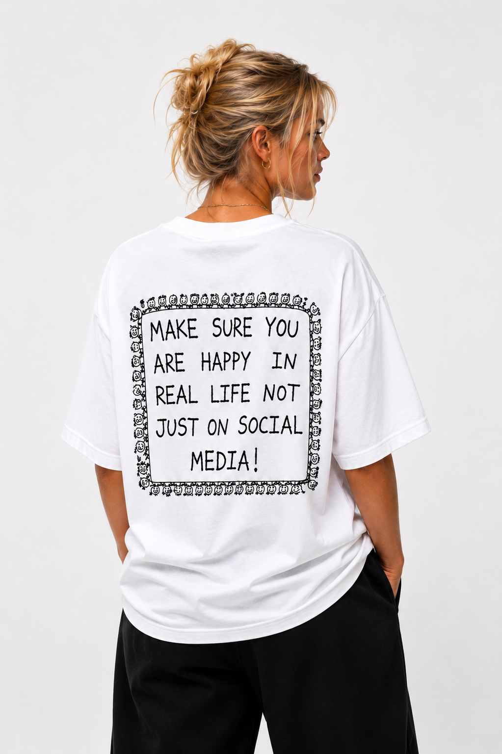 HAPPY IN REAL LIFE (T-Shirt)